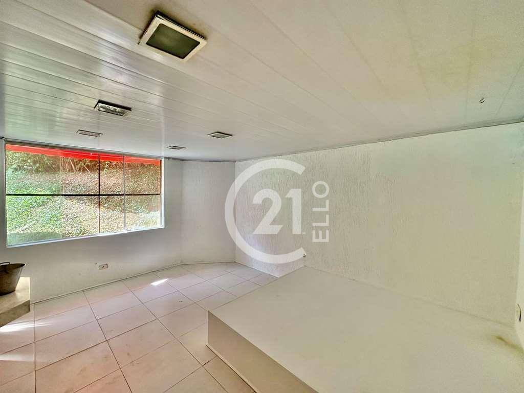 Casa de Condomínio à venda com 4 quartos, 345m² - Foto 22