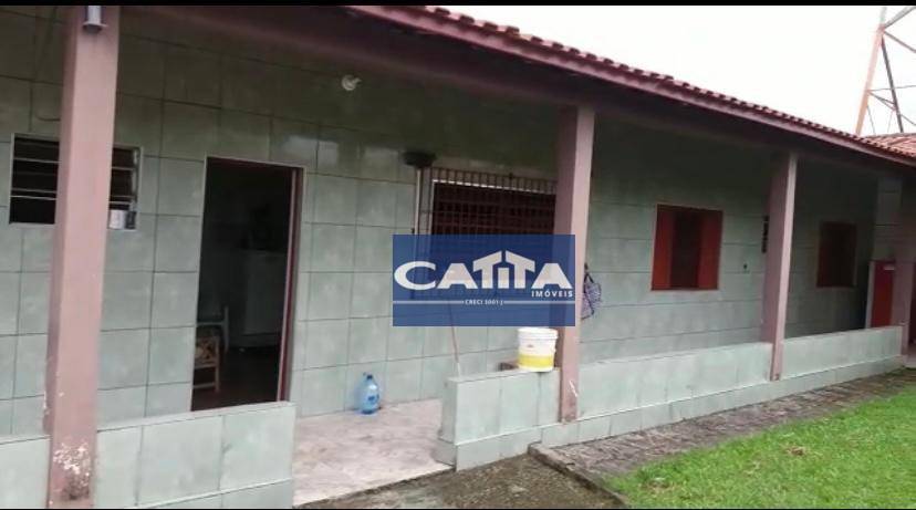 Casa à venda com 3 quartos, 145m² - Foto 2