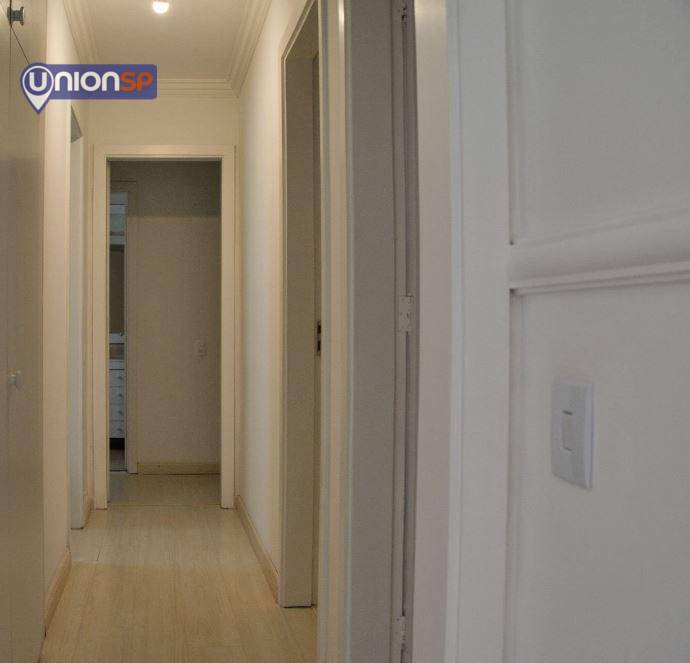 Apartamento à venda com 3 quartos, 107m² - Foto 3