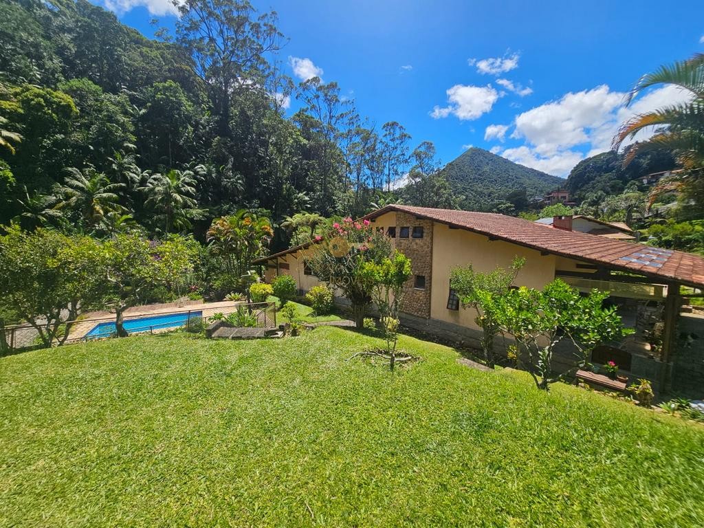 Casa de Condomínio à venda com 4 quartos, 3642m² - Foto 50