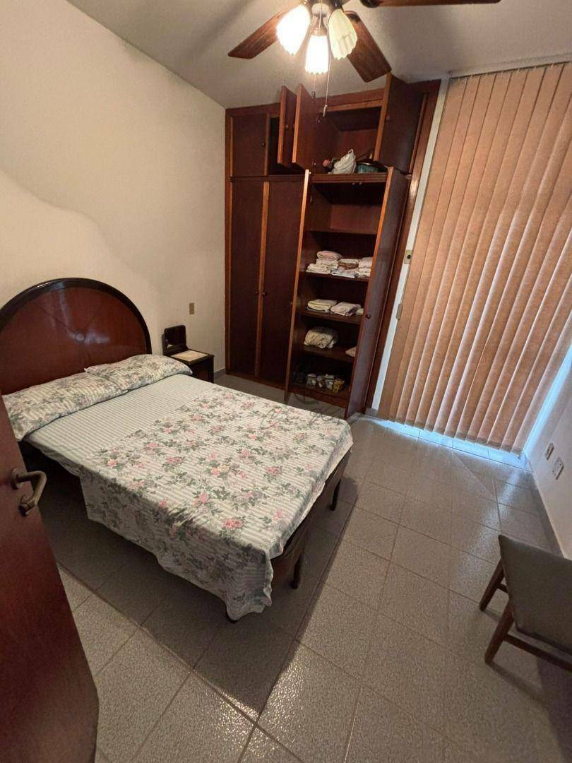 Apartamento à venda com 3 quartos, 140m² - Foto 14