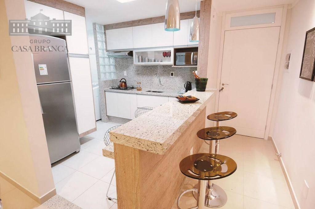 Apartamento à venda com 2 quartos, 95m² - Foto 3