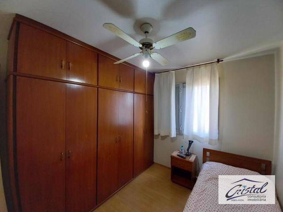 Apartamento à venda com 3 quartos, 107m² - Foto 15