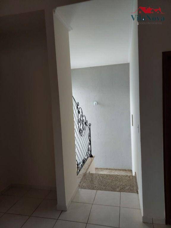 Casa à venda com 3 quartos, 213m² - Foto 16