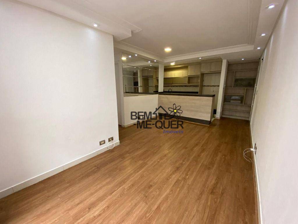 Apartamento à venda com 3 quartos, 67m² - Foto 4