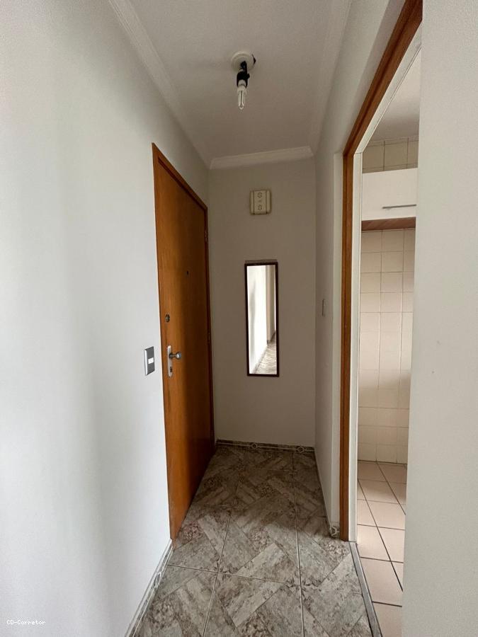 Apartamento à venda com 2 quartos, 51m² - Foto 25