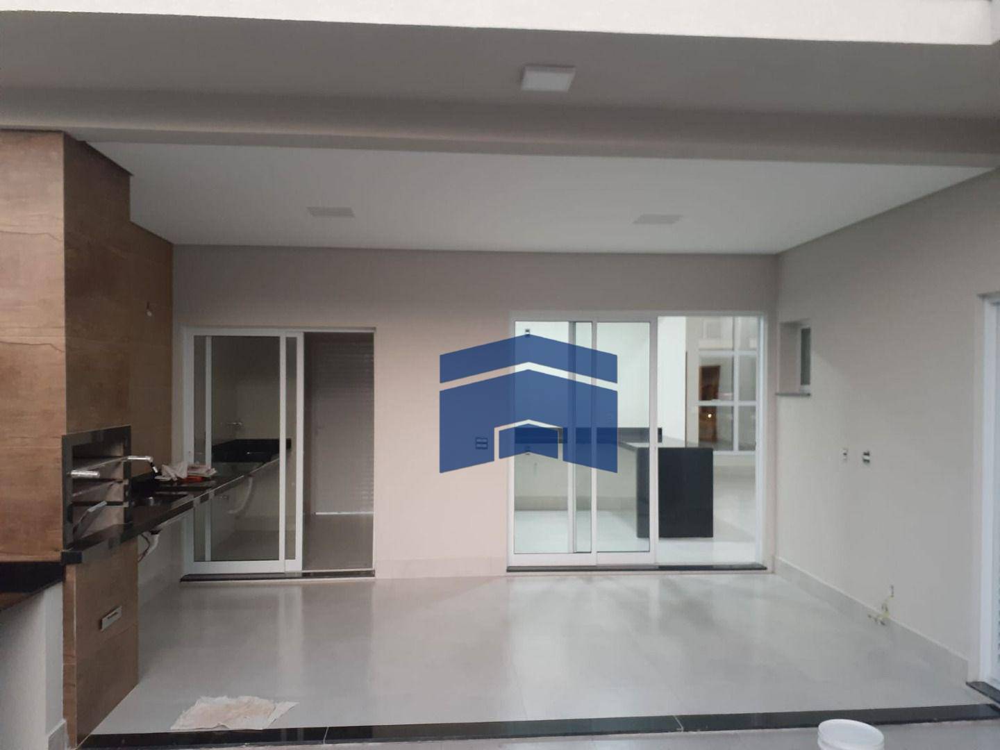 Casa de Condomínio à venda com 3 quartos, 182m² - Foto 4