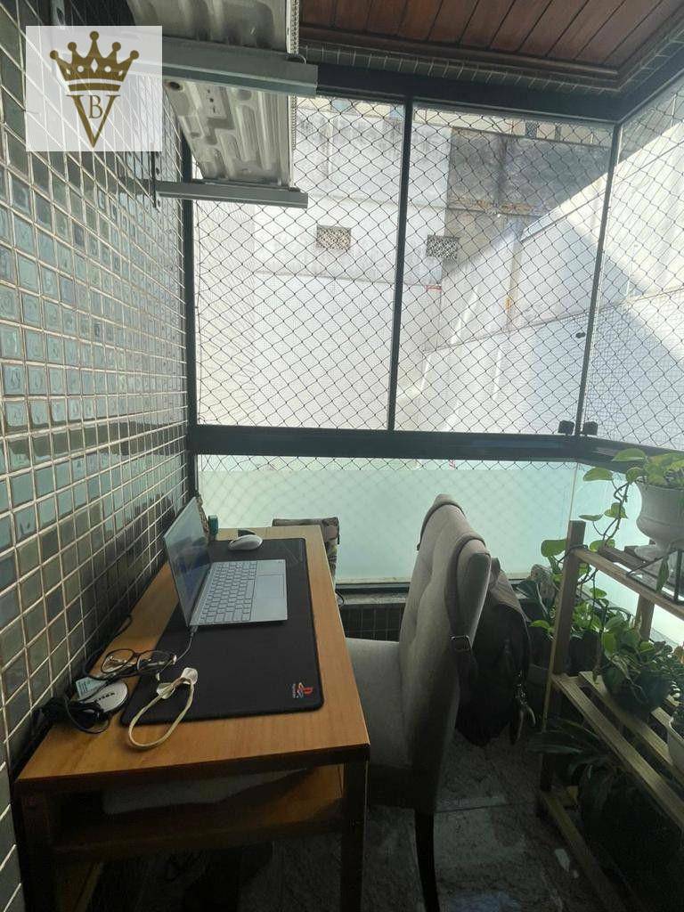 Apartamento à venda com 3 quartos, 138m² - Foto 8