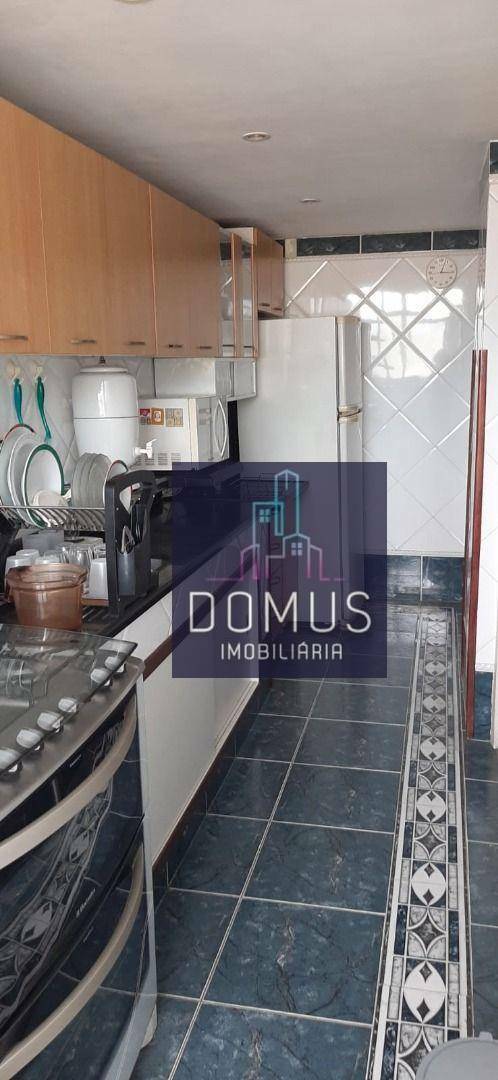 Apartamento à venda com 2 quartos, 72m² - Foto 29