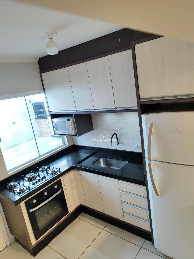 Casa à venda com 2 quartos, 60m² - Foto 20
