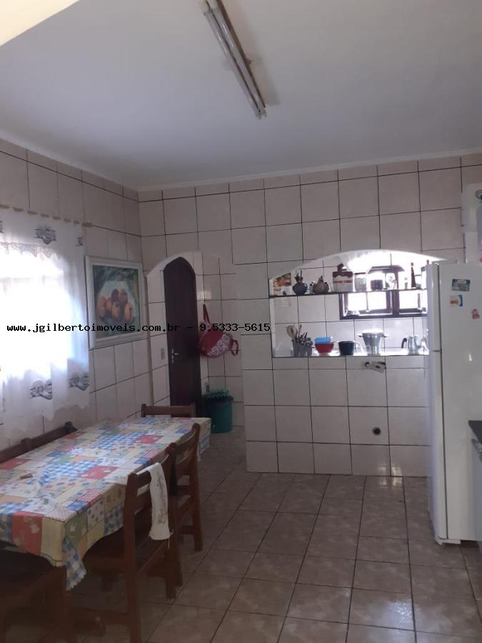 Casa à venda com 3 quartos, 162m² - Foto 28