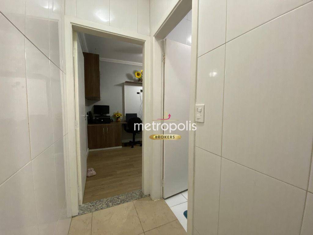 Casa à venda com 3 quartos, 235m² - Foto 29