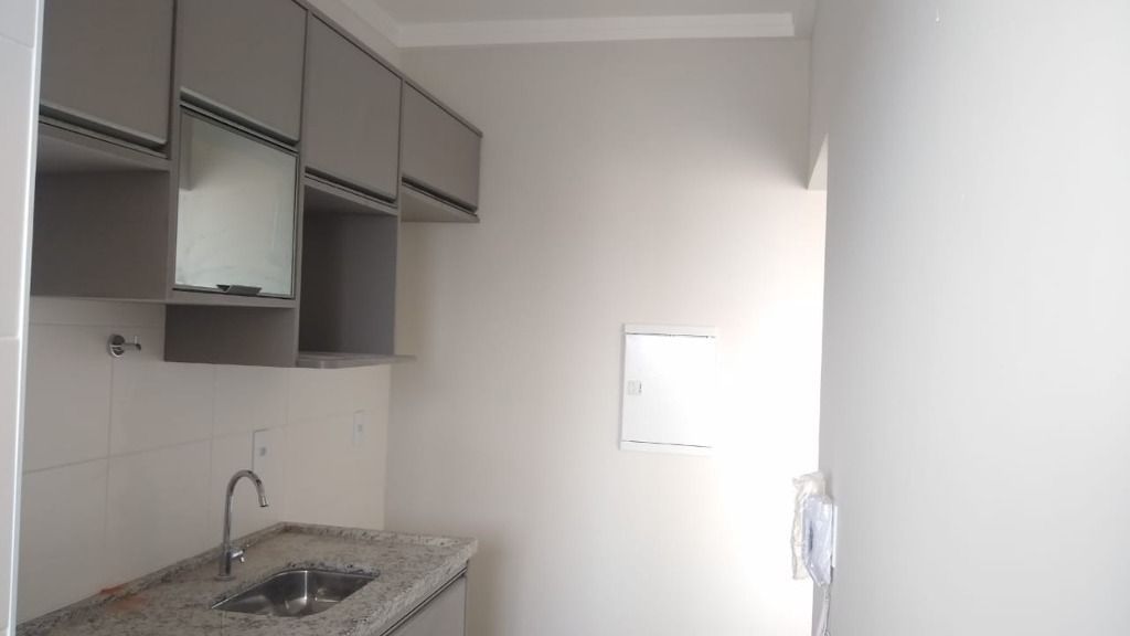 Apartamento para alugar com 1 quarto, 50m² - Foto 4