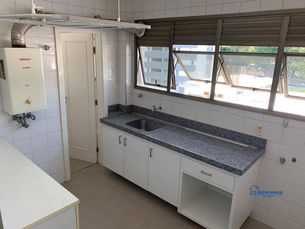 Apartamento à venda com 3 quartos, 187m² - Foto 14