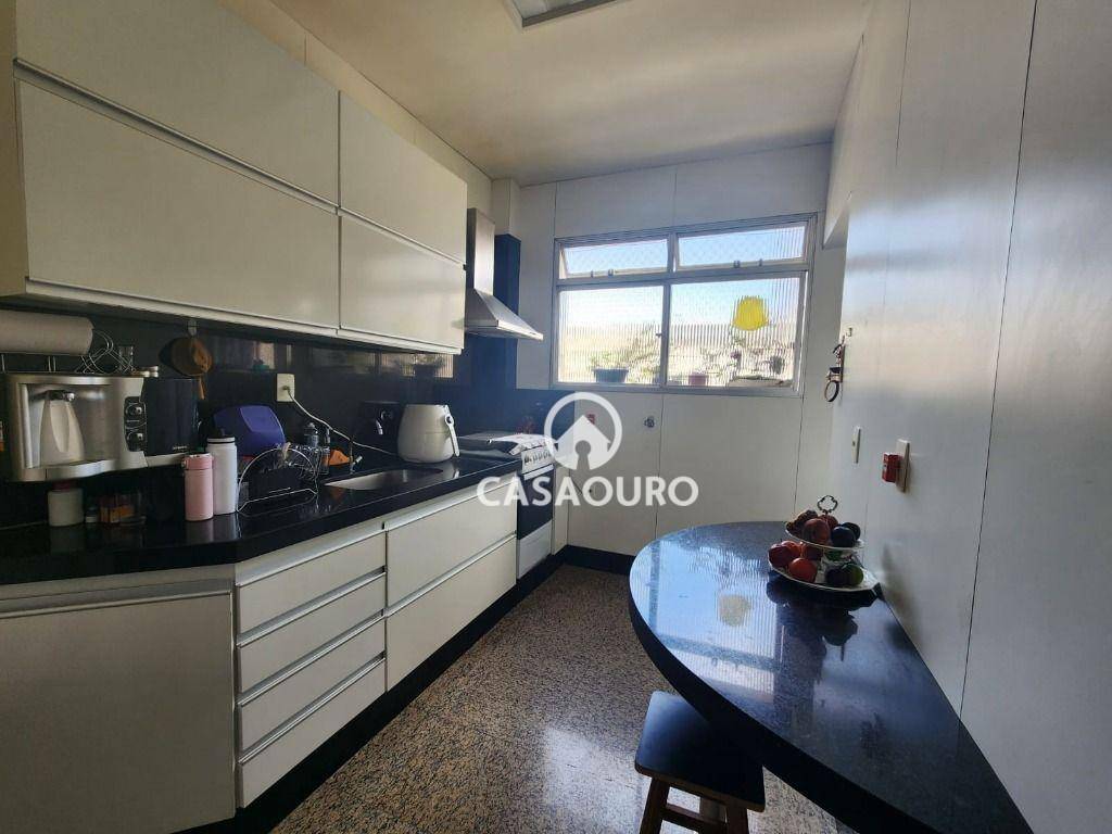 Apartamento à venda com 4 quartos, 131m² - Foto 22