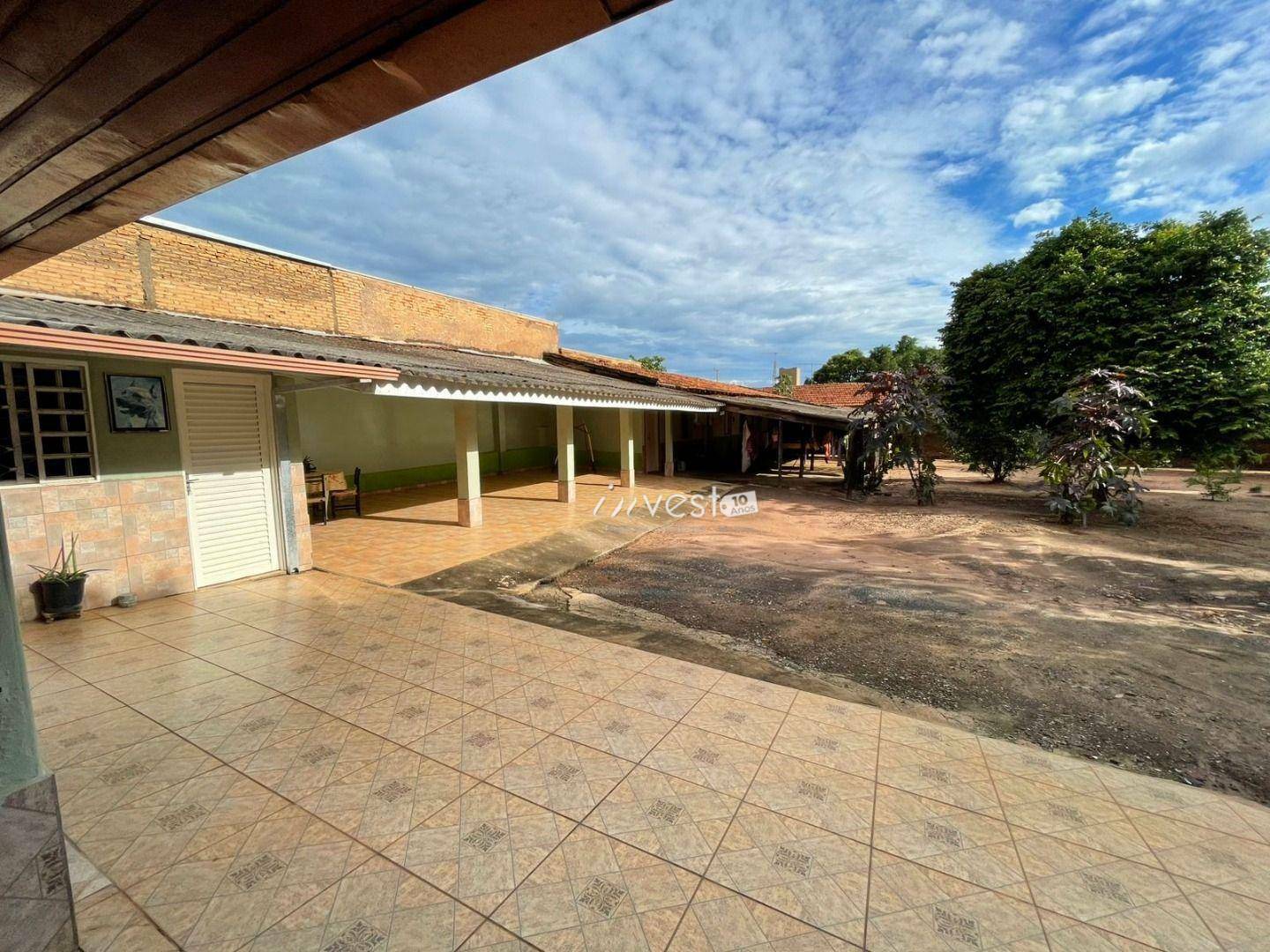 Casa à venda com 3 quartos, 355m² - Foto 17