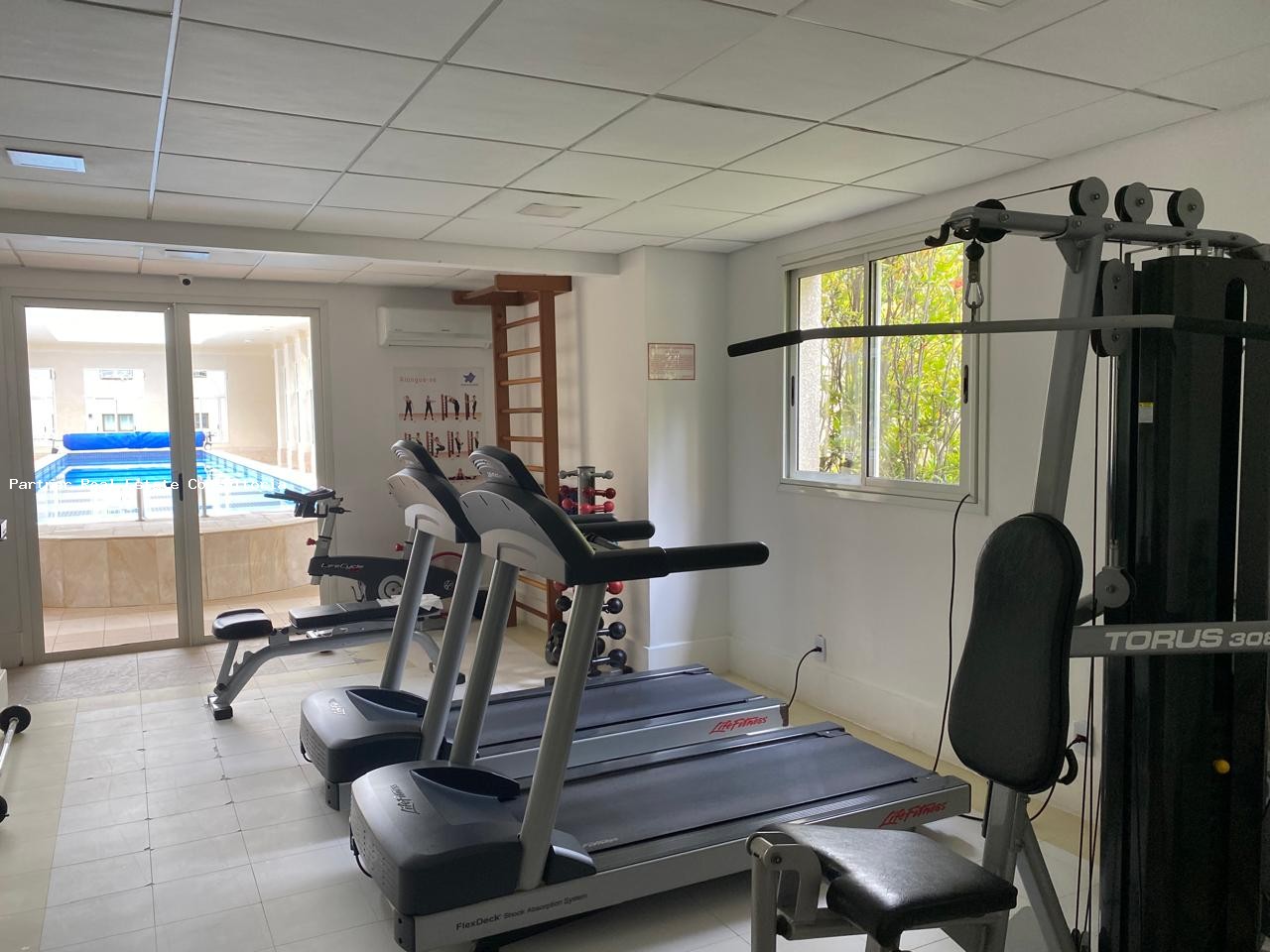 Apartamento à venda com 3 quartos, 260m² - Foto 44