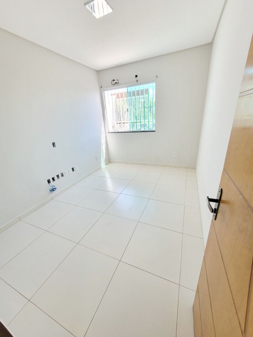 Casa à venda com 2 quartos, 150m² - Foto 14