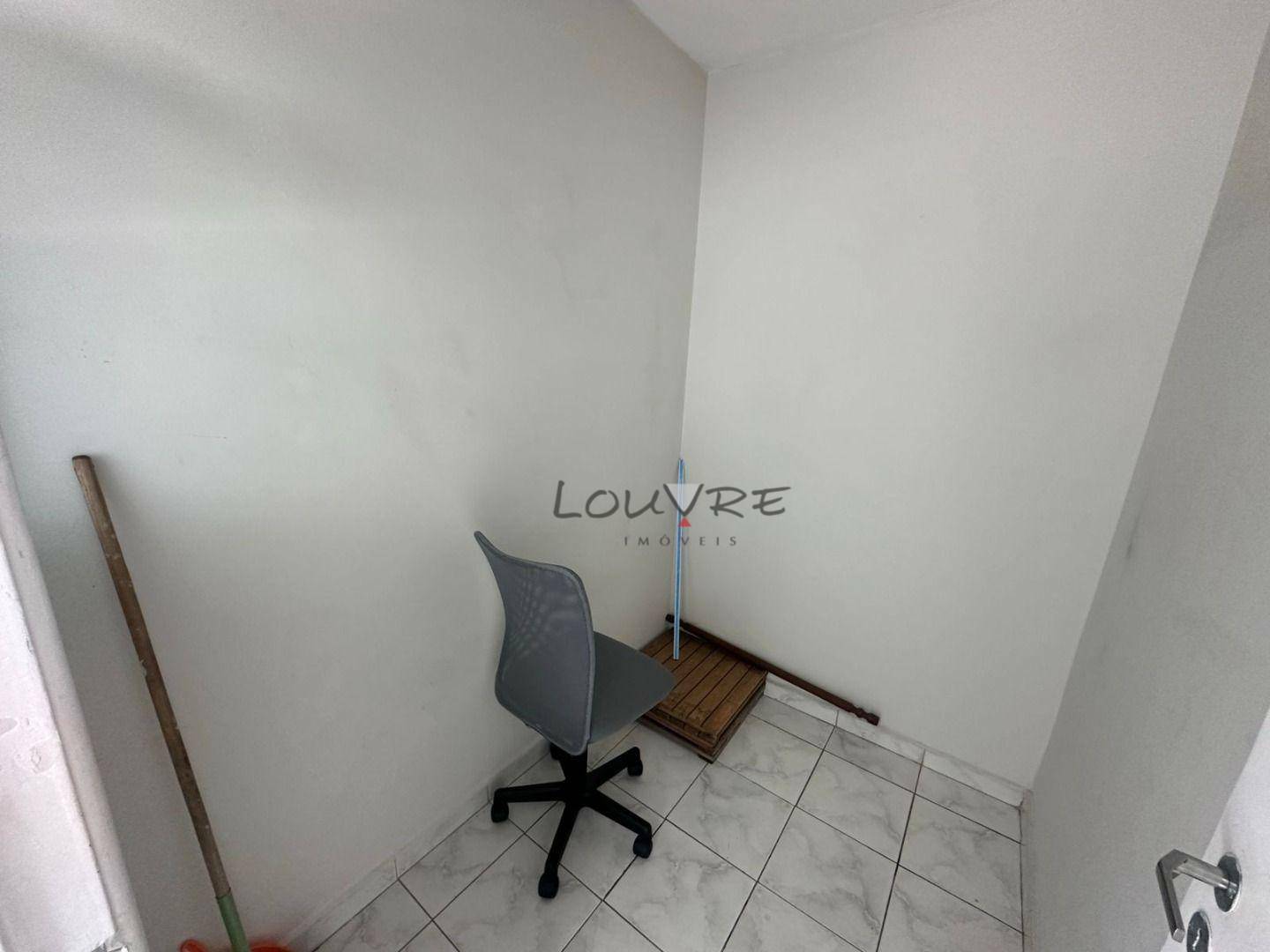 Apartamento para alugar com 3 quartos, 148m² - Foto 17