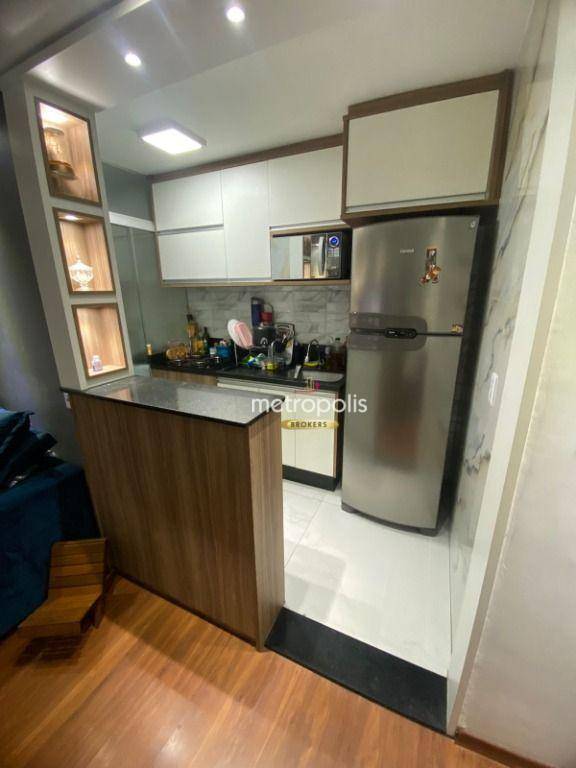 Apartamento à venda com 2 quartos, 44m² - Foto 4