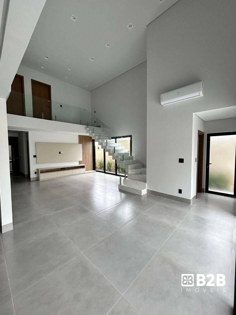 Casa de Condomínio à venda com 4 quartos, 231m² - Foto 7