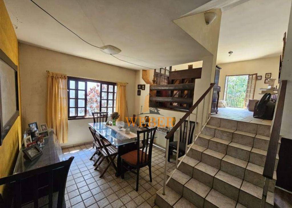 Casa de Condomínio à venda com 3 quartos, 250m² - Foto 74