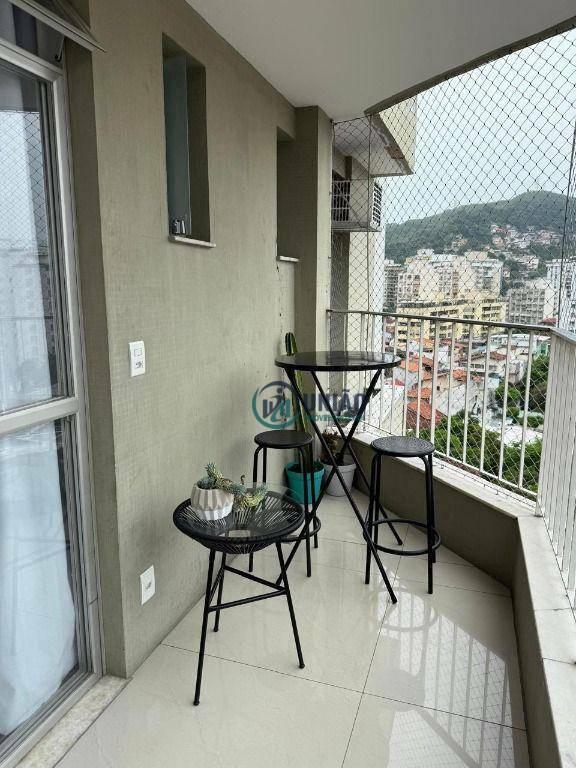 Apartamento à venda com 2 quartos, 75m² - Foto 8