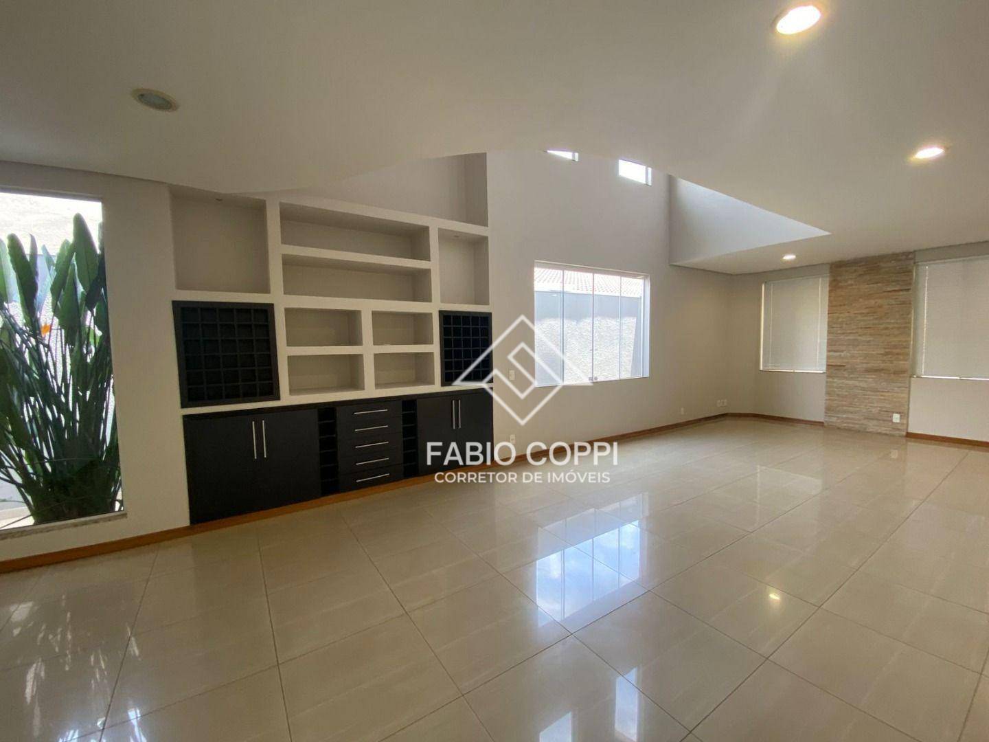 Casa de Condomínio à venda com 3 quartos, 320m² - Foto 4