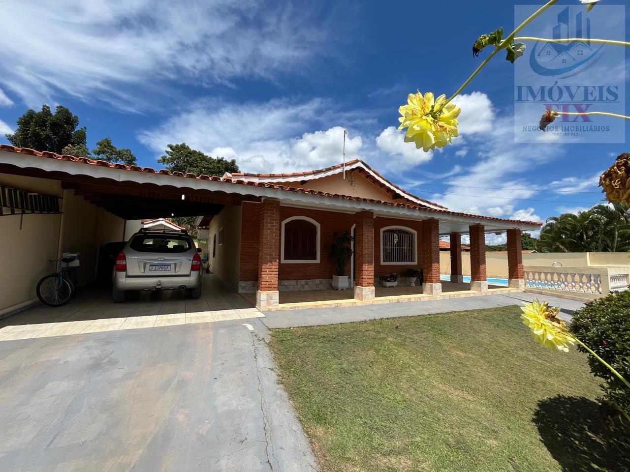 Chácara à venda com 2 quartos, 221m² - Foto 3