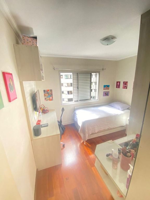 Apartamento à venda com 4 quartos, 130m² - Foto 9