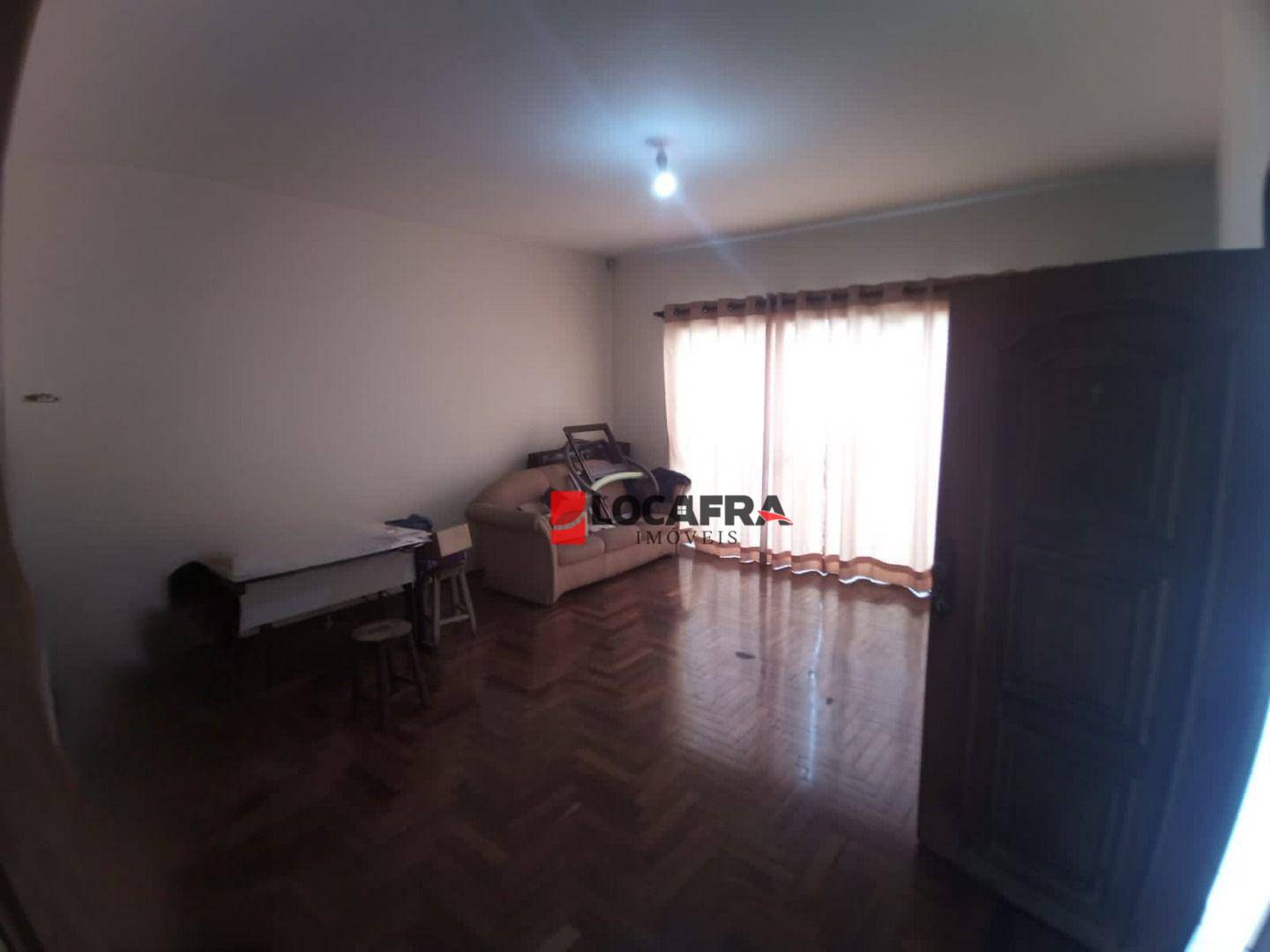 Casa à venda com 3 quartos, 260m² - Foto 2