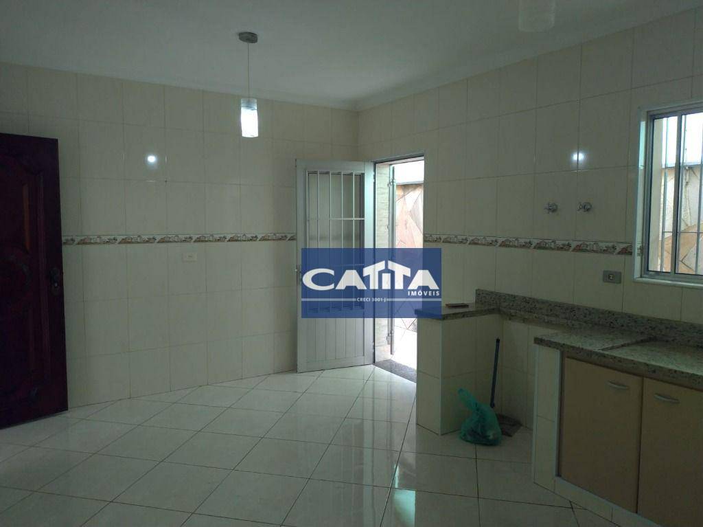 Casa à venda e aluguel com 3 quartos, 200m² - Foto 11