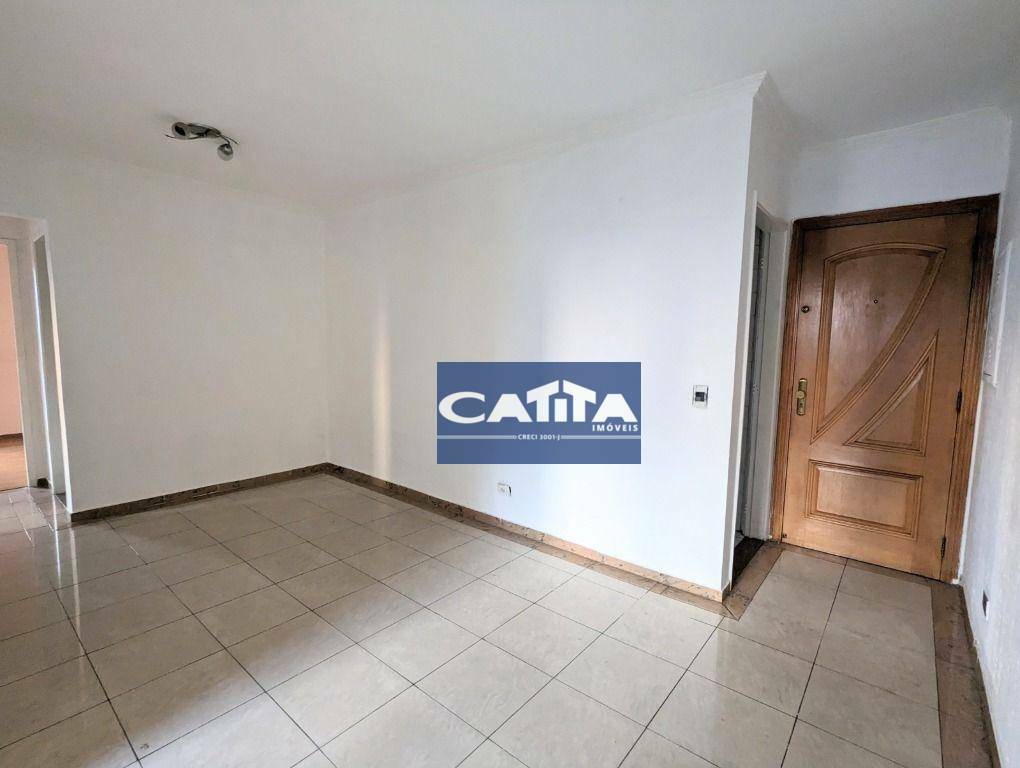 Apartamento à venda com 3 quartos, 70m² - Foto 2