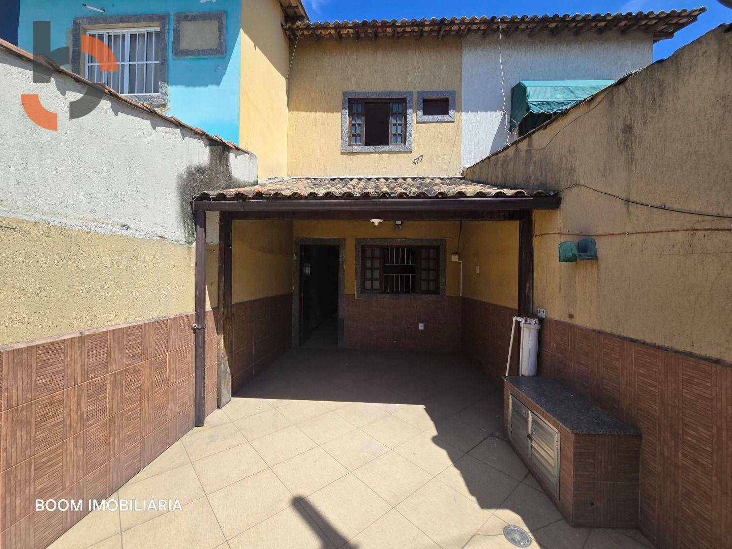 Casa à venda com 2 quartos, 69m² - Foto 3