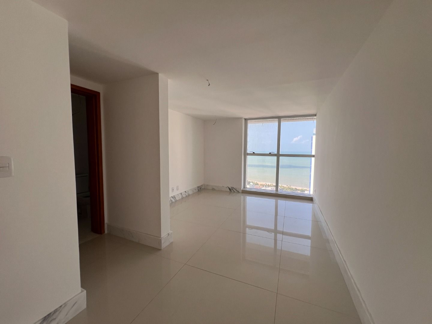 Apartamento à venda com 4 quartos, 335m² - Foto 8