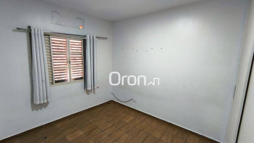 Sobrado à venda com 5 quartos, 200m² - Foto 15