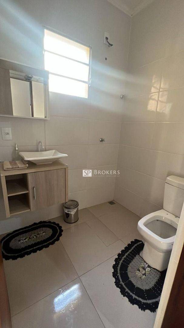 Casa à venda com 2 quartos, 65m² - Foto 4