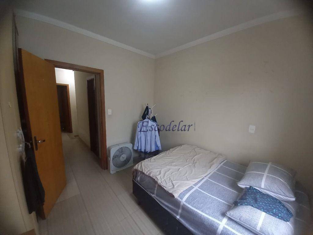 Casa de Condomínio à venda com 3 quartos, 212m² - Foto 29