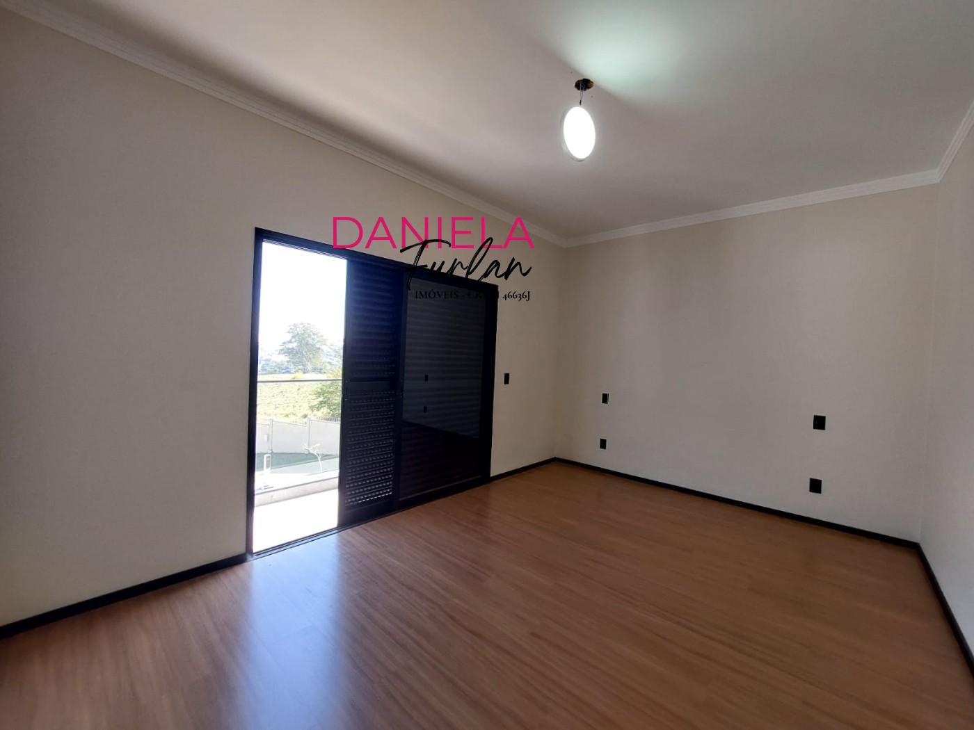 Casa de Condomínio para alugar com 3 quartos, 302m² - Foto 30