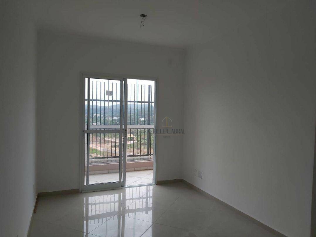 Apartamento à venda com 3 quartos, 75m² - Foto 2