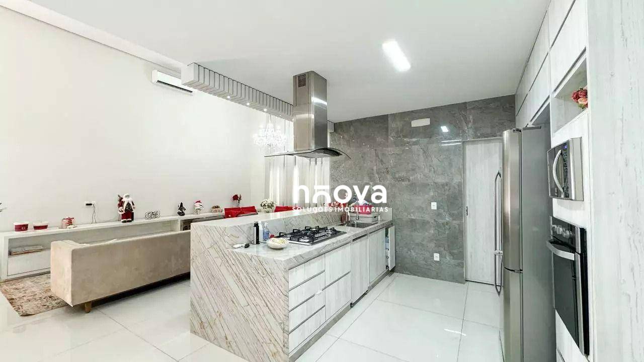 Casa, 4 quartos, 232 m² - Foto 5