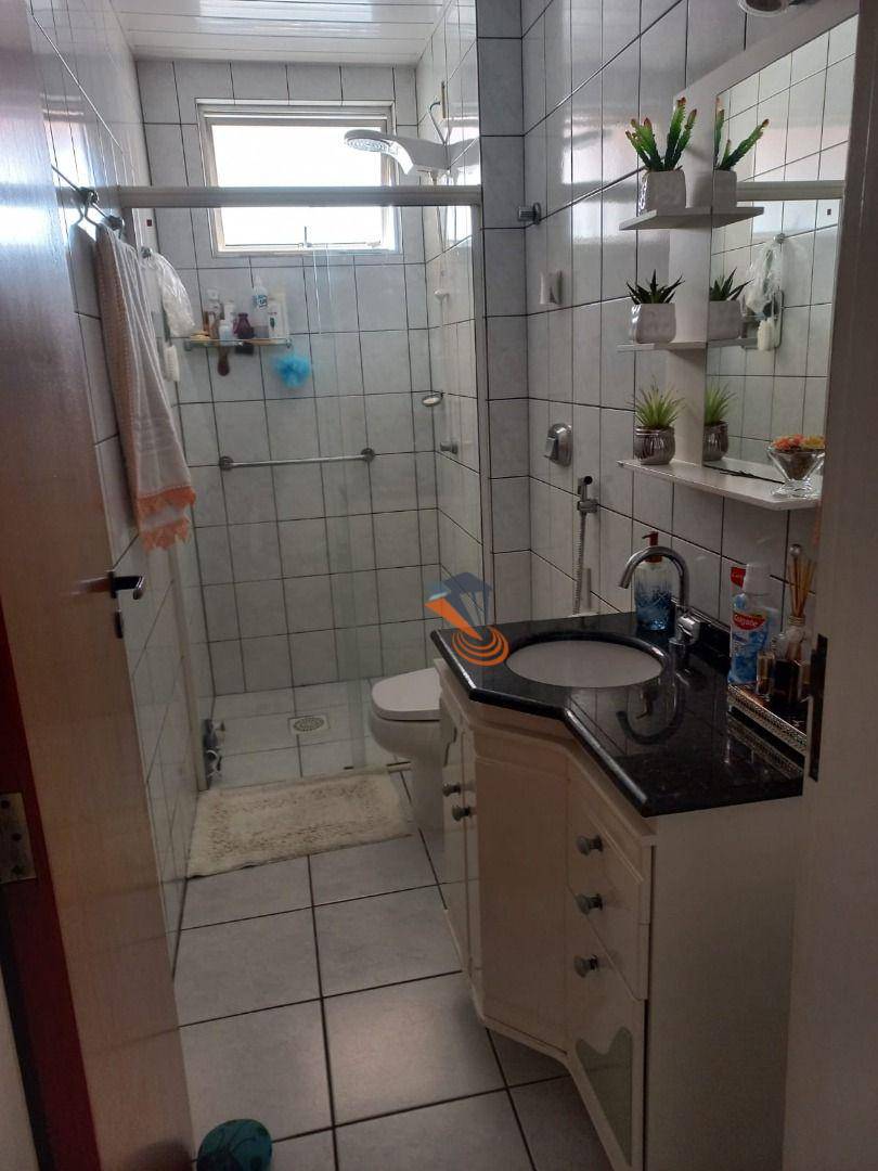 Apartamento à venda com 2 quartos, 78m² - Foto 15