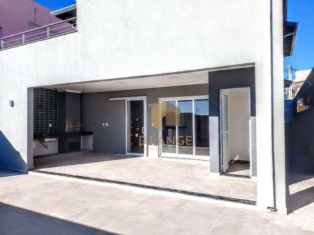 Casa de Condomínio à venda com 3 quartos, 223m² - Foto 31