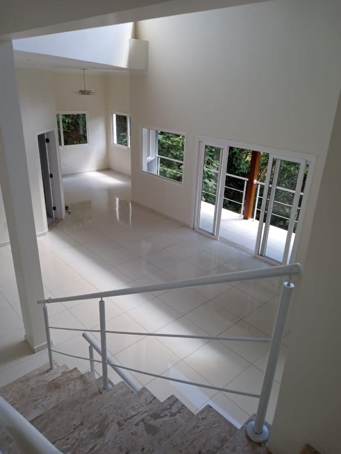 Casa de Condomínio à venda com 4 quartos, 450m² - Foto 20