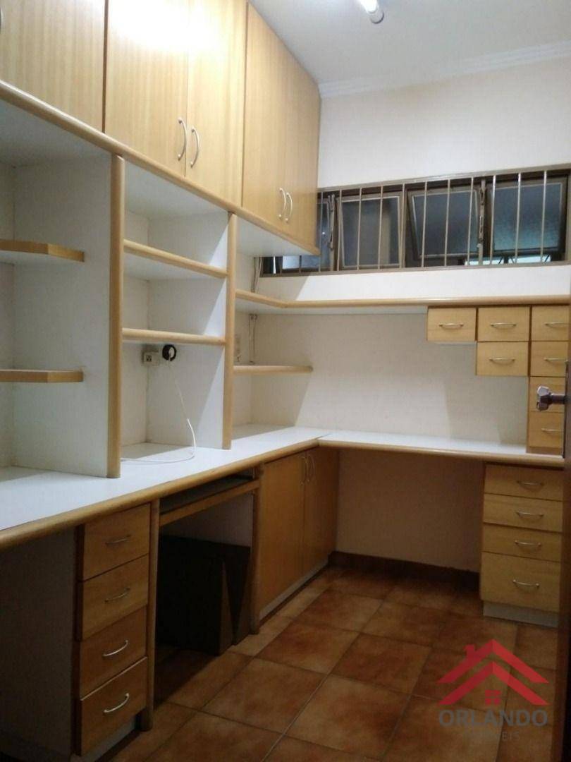 Apartamento à venda com 4 quartos, 203m² - Foto 9