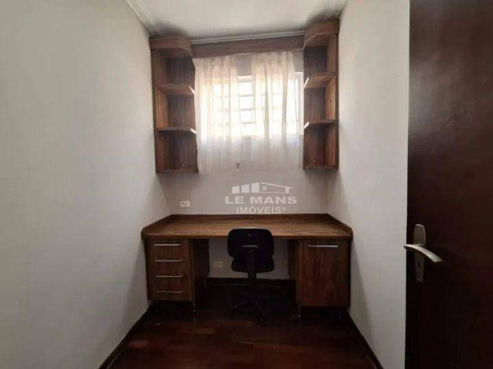 Casa à venda e aluguel com 3 quartos, 175m² - Foto 11