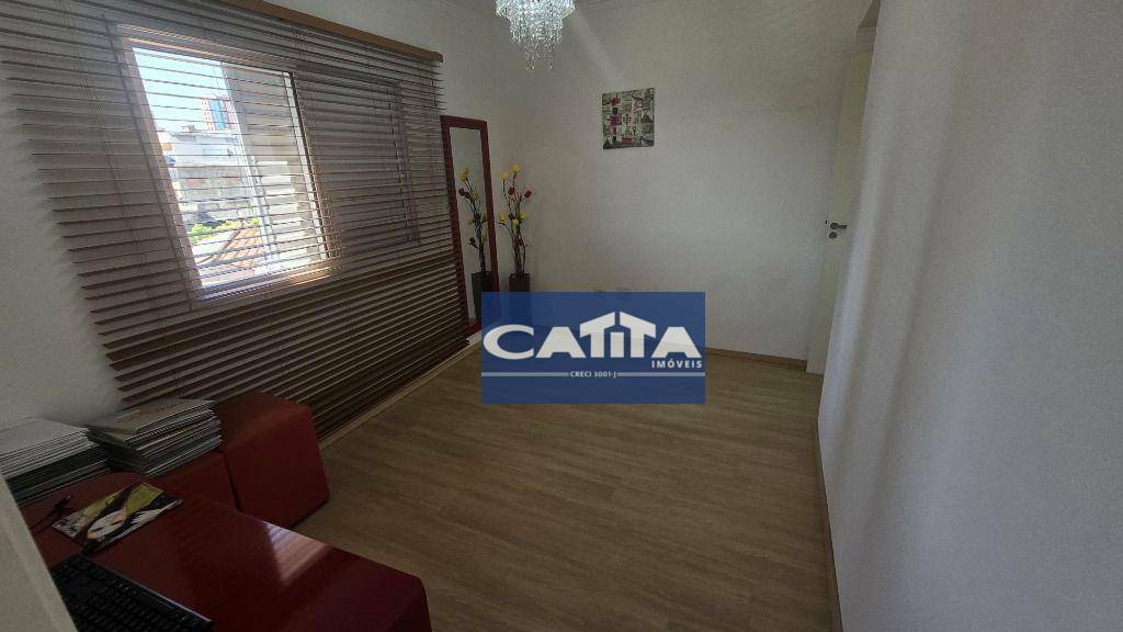 Casa à venda com 3 quartos, 244m² - Foto 4