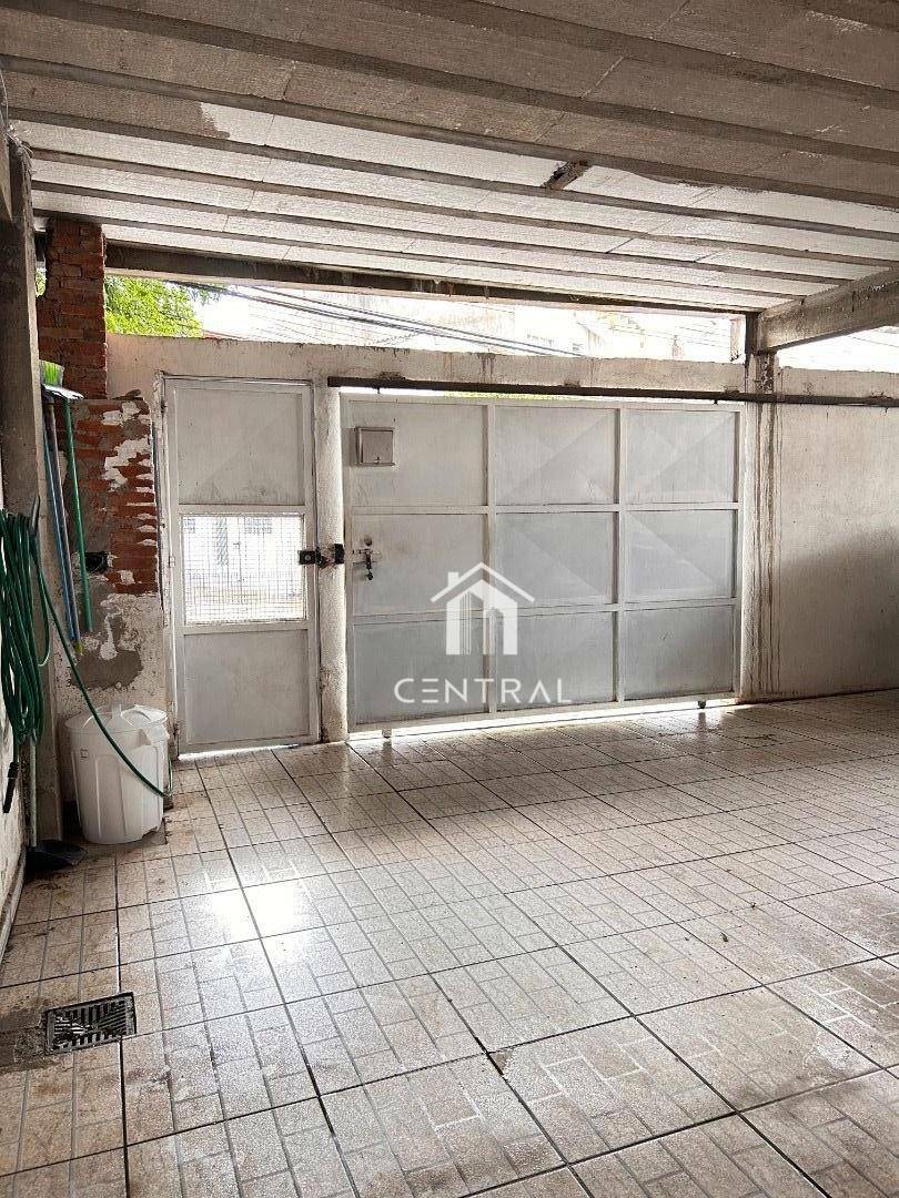 Sobrado à venda com 6 quartos, 250m² - Foto 19