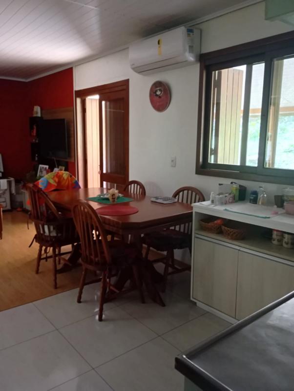 Casa à venda com 2 quartos, 56m² - Foto 11