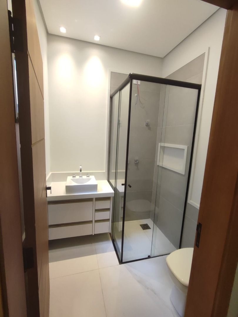 Casa à venda com 3 quartos, 200m² - Foto 10